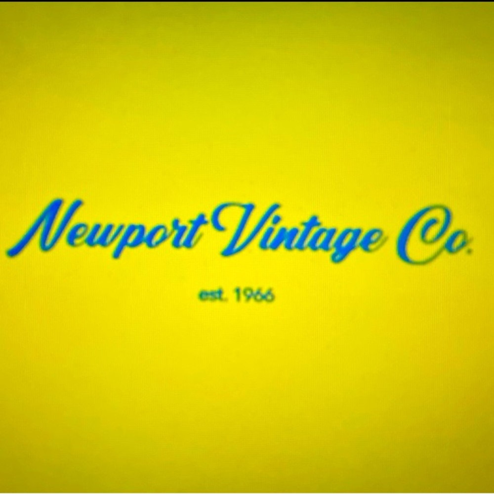 Meet your Posher, Newport Vintage